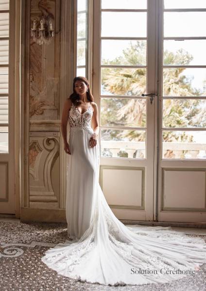 Best Sellers - Solution Cérémonie - Trouver une robe de mariée avec décolleté plongeant à Monaco