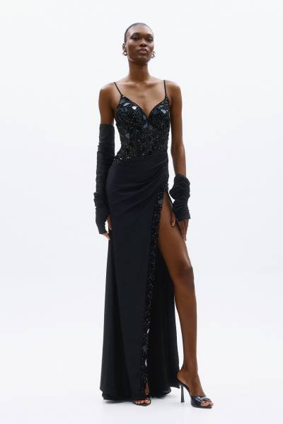 Robe de soirée longue noir classe à la Valentine prés de Marseille 