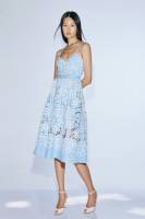 Notre zone d'activité pour ce service Magasin pour une robe de soirée courte chic