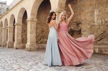 Notre zone d'activité pour ce service Robe de soirée bustier avec des perles